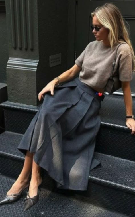 2024 Back to School Outfit Trends - 31 Pre-Fall Outfits to Copy 17